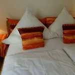 Burghaus & Kronenburg Hotel