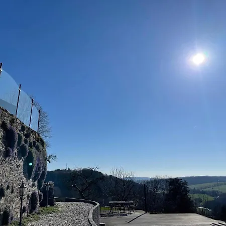 Hotel Burghaus & Kronenburg Dahlem (Euskirchen)