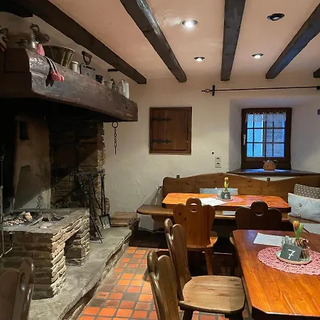 Burghaus & Kronenburg Hotel Dahlem (Euskirchen)