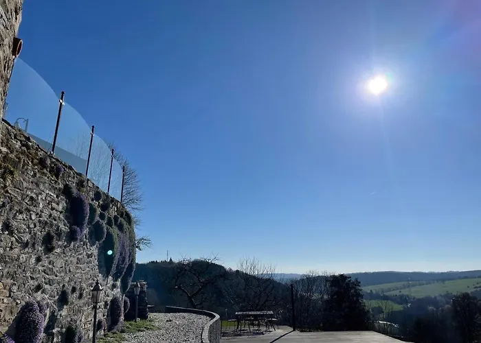 Hotel Burghaus & Kronenburg Dahlem (Euskirchen)