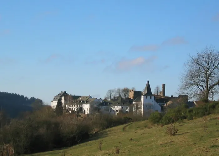 Burghaus & Kronenburg Szálloda