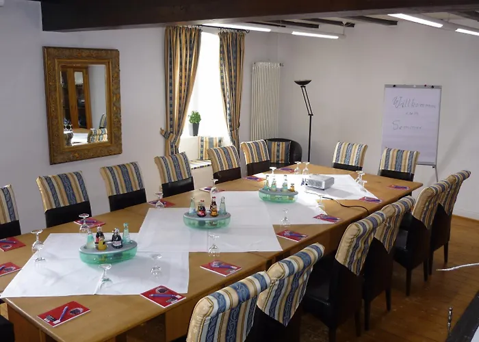 Burghaus & Kronenburg Hotel Dahlem (Euskirchen)