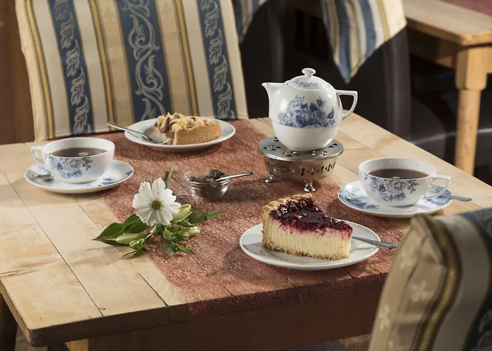 Burghaus & Kronenburg ホテル クローネンブルク