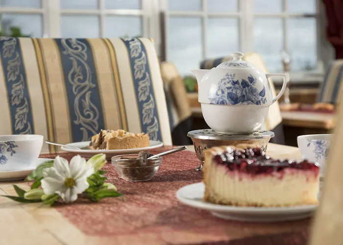 Burghaus & Kronenburg Hotel